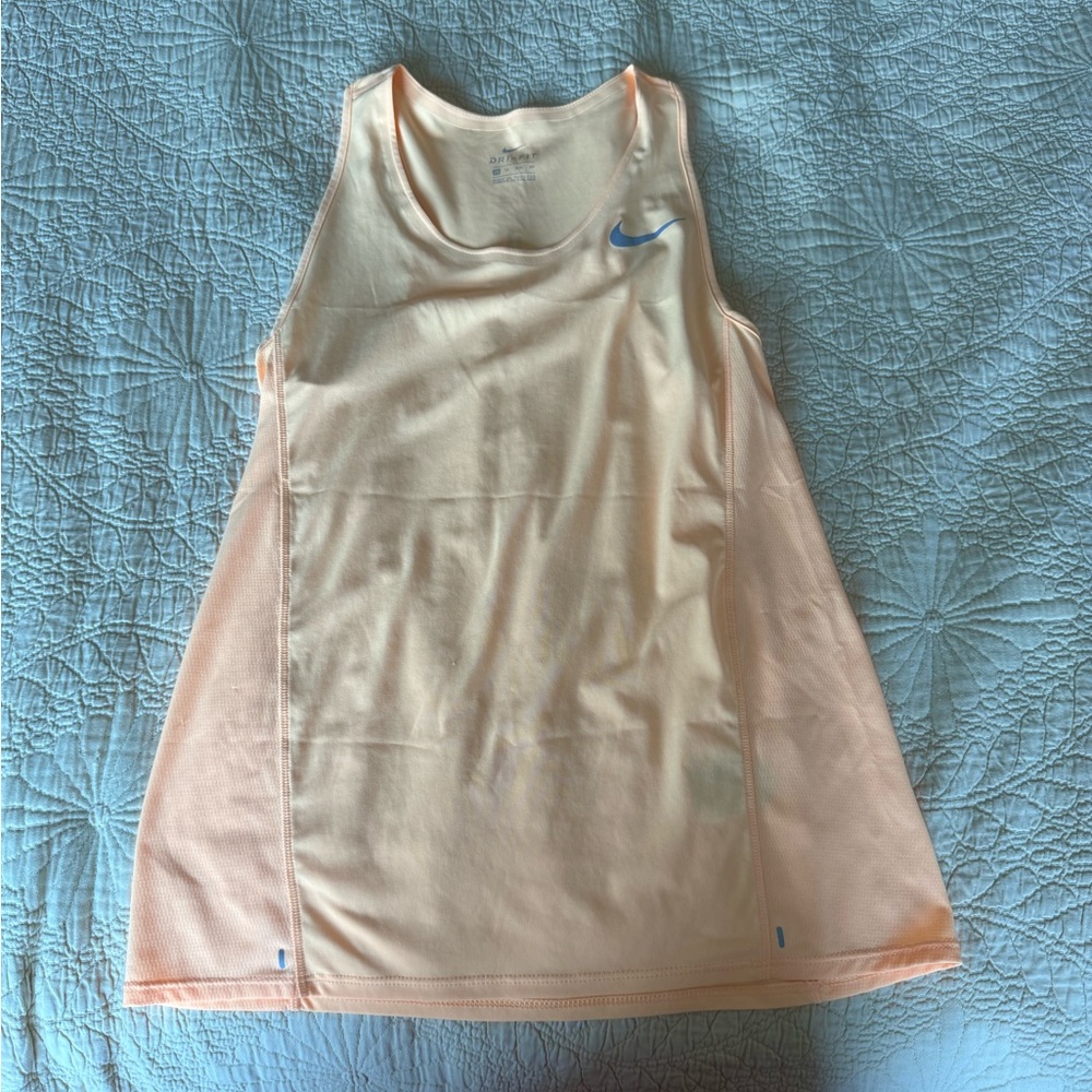 Nike tops bundle s and ex sizes